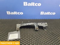 Кронштейн фары правый