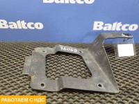 Кронштейн бампера правый