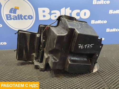 Бачок омывателя лобового стекла