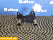 Кронштейн замка кабины