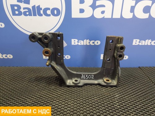 Кронштейн крыла левый