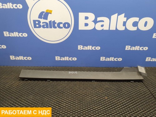 Панель стойки двери левая